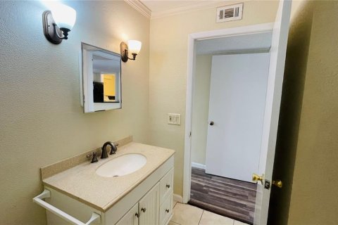 Copropriété à louer à Orlando, Floride: 2 chambres, 80.27 m2 № 2313437 - photo 11