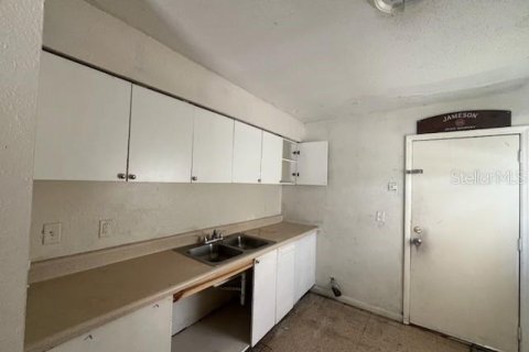 Casa en alquiler en Wildwood, Florida, 2 dormitorios, 62.43 m2 № 1840423 - foto 11