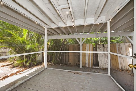 Снять в аренду виллу или дом в Холливуд, Флорида 2 спальни, 239.04м2, № 2004500 - фото 9