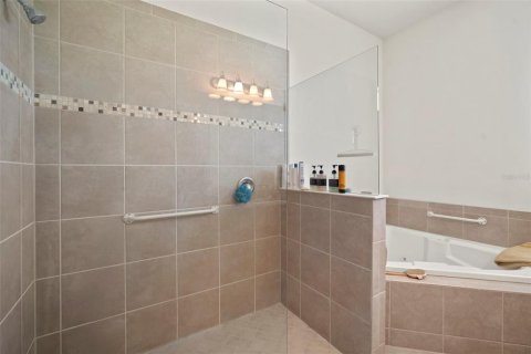Купить виллу или дом в Парриш, Флорида 4 комнаты, 144.65м2, № 1903704 - фото 28