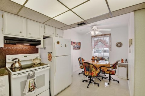 Condominio en venta en Lake Worth, Florida, 2 dormitorios, 134.43 m2 № 1988982 - foto 14