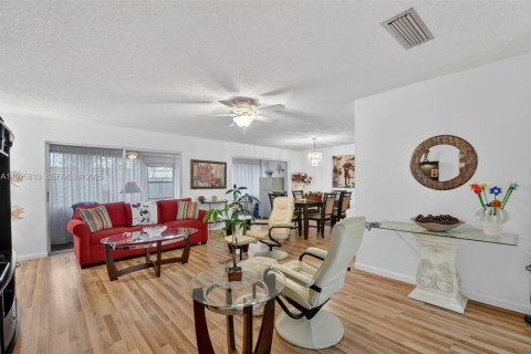 Condominio en venta en Lake Worth, Florida, 2 dormitorios, 134.43 m2 № 1988982 - foto 4