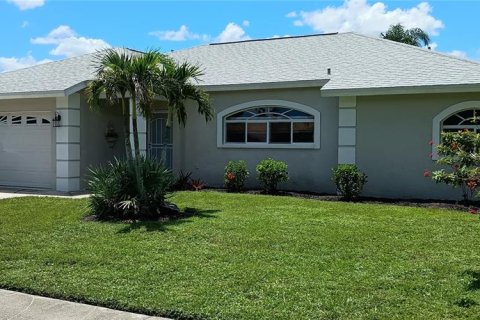 Casa en alquiler en Bradenton, Florida, 4 dormitorios, 180.23 m2 № 1855552 - foto 1