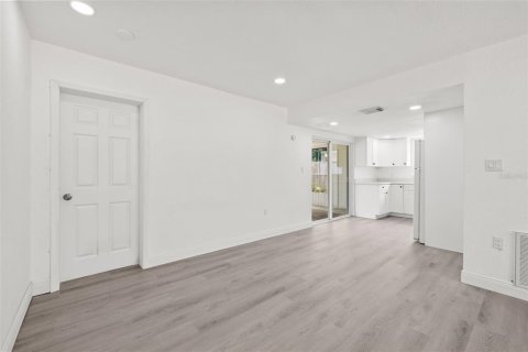 Casa en venta en Port Richey, Florida, 2 dormitorios, 77.67 m2 № 1843586 - foto 10