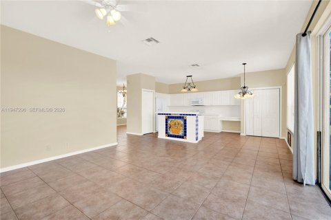 Casa en venta en Miramar, Florida, 4 dormitorios, 221.39 m2 № 2005818 - foto 19