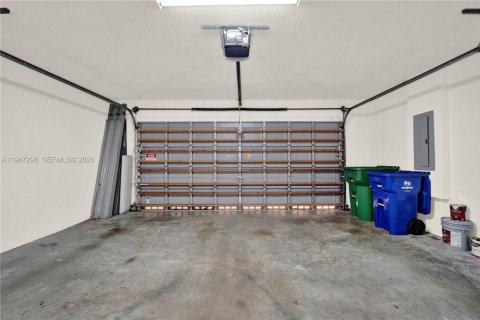 Casa en venta en Miramar, Florida, 4 dormitorios, 221.39 m2 № 2005818 - foto 24