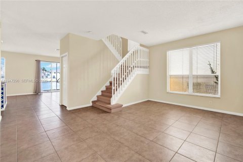 Casa en venta en Miramar, Florida, 4 dormitorios, 221.39 m2 № 2005818 - foto 5