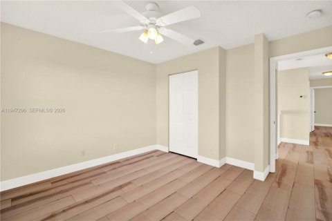 Casa en venta en Miramar, Florida, 4 dormitorios, 221.39 m2 № 2005818 - foto 29