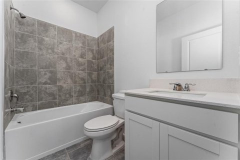 Villa ou maison à louer à Winter Haven, Floride: 3 chambres, 194.44 m2 № 2420393 - photo 18