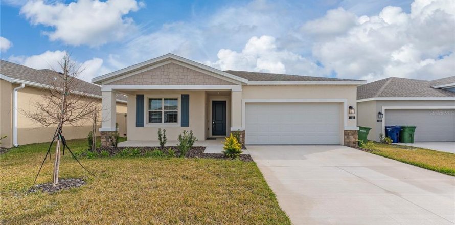 Villa ou maison à Winter Haven, Floride 3 chambres, 194.44 m2 № 2420393