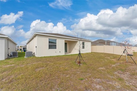 Villa ou maison à louer à Winter Haven, Floride: 3 chambres, 194.44 m2 № 2420393 - photo 22