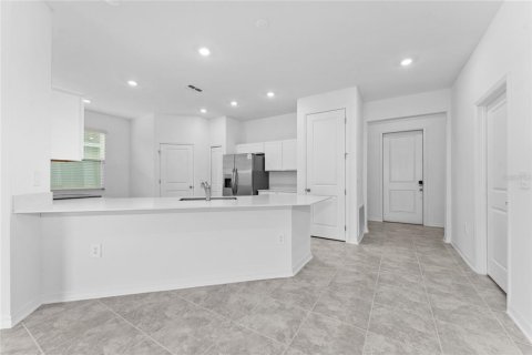 Villa ou maison à louer à Winter Haven, Floride: 3 chambres, 194.44 m2 № 2420393 - photo 5