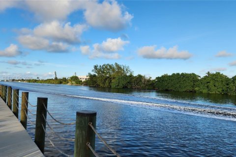 Condo in Boynton Beach, Florida, 1 bedroom  № 2017647 - photo 3