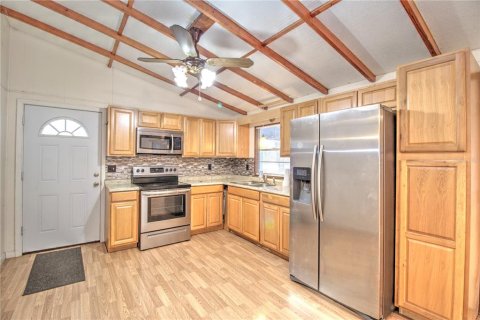 Casa en venta en Fort MC Coy, Florida, 2 dormitorios, 62.43 m2 № 1553843 - foto 4