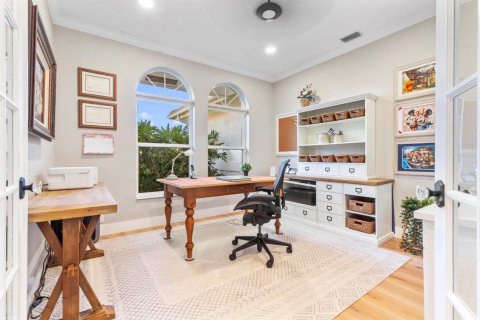 House in Wellington, Florida 4 bedrooms, 279.64 sq.m. № 2184961 - photo 18