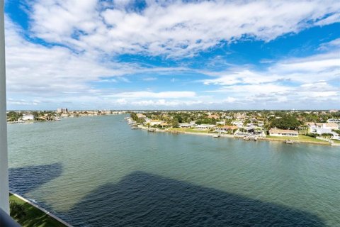 Copropriété à vendre à Saint Pete Beach, Floride: 2 chambres, 107.77 m2 № 1303932 - photo 26