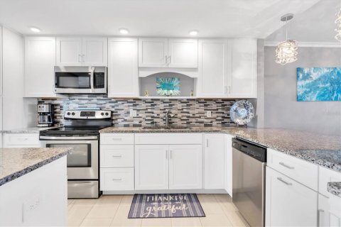 Copropriété à vendre à Saint Pete Beach, Floride: 2 chambres, 107.77 m2 № 1303932 - photo 10