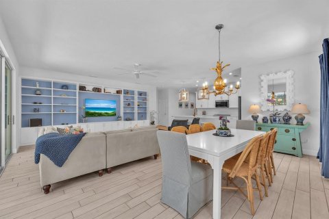 Villa ou maison à vendre à Riverview, Floride: 4 chambres, 201.97 m2 № 2123851 - photo 7