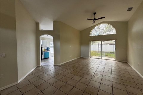 Villa ou maison à louer à Kissimmee, Floride: 3 chambres, 142.7 m2 № 2386600 - photo 4