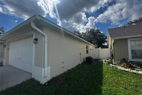 Villa ou maison à louer à Kissimmee, Floride: 3 chambres, 142.7 m2 № 2386600 - photo 17