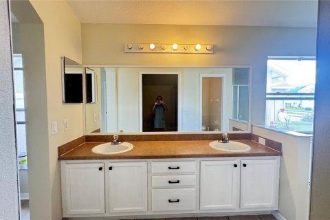 Villa ou maison à louer à Kissimmee, Floride: 3 chambres, 142.7 m2 № 2386600 - photo 12