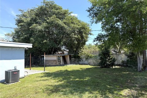 Купить коммерческую недвижимость в Майами, Флорида 233.37м2, № 2051917 - фото 13