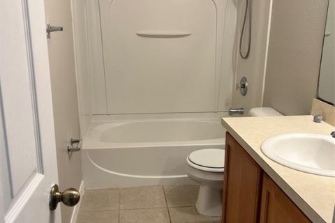 Villa ou maison à louer à Orlando, Floride: 6 chambres, 326.92 m2 № 2322721 - photo 14