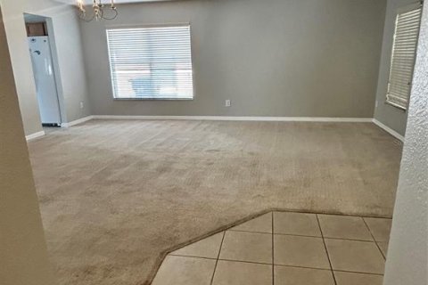 Villa ou maison à louer à Orlando, Floride: 6 chambres, 326.92 m2 № 2322721 - photo 2