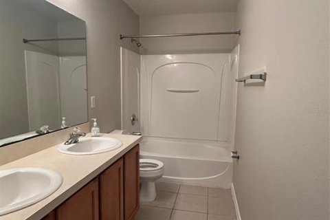 Villa ou maison à louer à Orlando, Floride: 6 chambres, 326.92 m2 № 2322721 - photo 12
