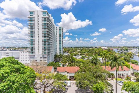 Condo in Miami, Florida, 2 bedrooms  № 1713286 - photo 24