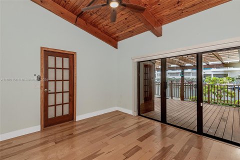 Casa en venta en Hallandale Beach, Florida, 3 dormitorios, 156.08 m2 № 1807569 - foto 11