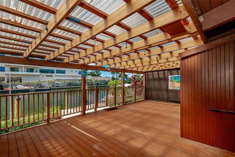 Casa en venta en Hallandale Beach, Florida, 3 dormitorios, 156.08 m2 № 1807569 - foto 28