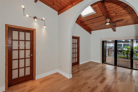 Casa en venta en Hallandale Beach, Florida, 3 dormitorios, 156.08 m2 № 1807569 - foto 13