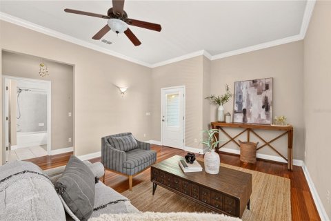 House in Gainesville, Florida 3 bedrooms, 183.85 sq.m. № 2313095 - photo 5