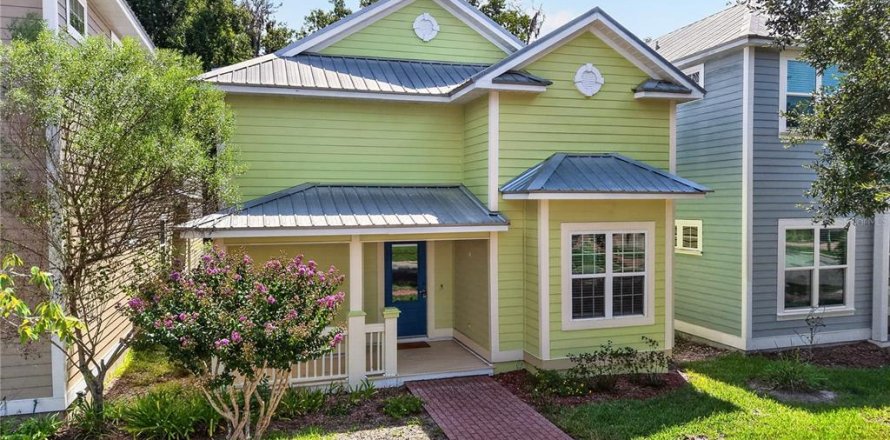 House in Gainesville, Florida 3 bedrooms, 183.85 sq.m. № 2313095