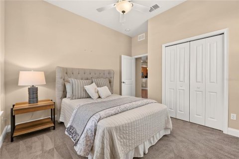 House in Gainesville, Florida 3 bedrooms, 183.85 sq.m. № 2313095 - photo 17