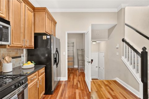House in Gainesville, Florida 3 bedrooms, 183.85 sq.m. № 2313095 - photo 13