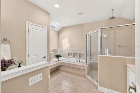 House in Gainesville, Florida 3 bedrooms, 183.85 sq.m. № 2313095 - photo 30