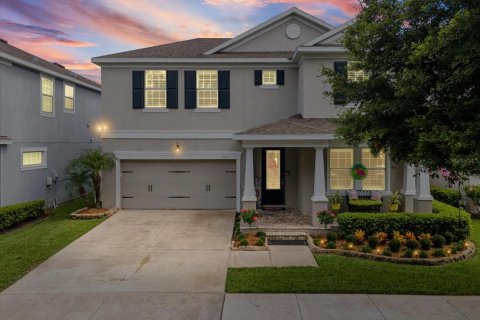 Villa ou maison à Tampa, Floride 4 chambres, 241.45 m2 № 2210256