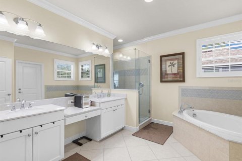 Villa ou maison à vendre à Tampa, Floride: 4 chambres, 241.45 m2 № 2210256 - photo 7