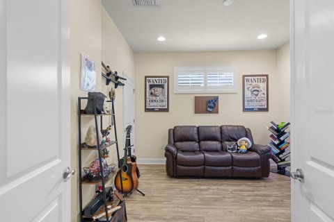 Villa ou maison à vendre à Tampa, Floride: 4 chambres, 241.45 m2 № 2210256 - photo 27