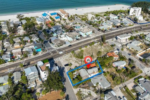 Commercial property in Treasure Island, Florida 4 bedrooms, 193.24 sq.m. № 2217465 - photo 6
