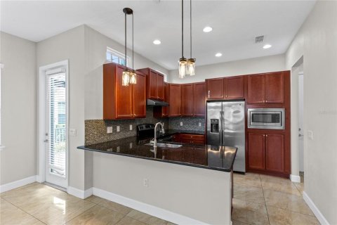 Adosado en alquiler en Orlando, Florida, 3 dormitorios, 177.91 m2 № 2167821 - foto 7