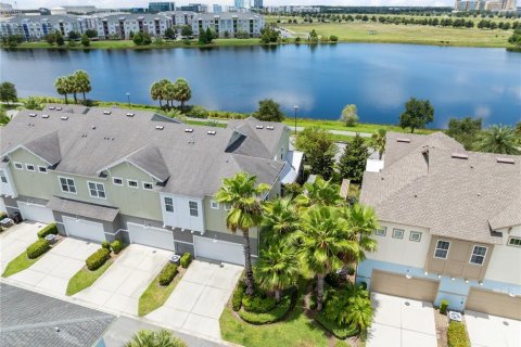 Adosado en alquiler en Orlando, Florida, 3 dormitorios, 177.91 m2 № 2167821 - foto 24