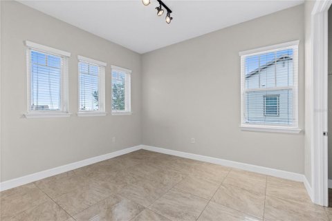 Adosado en alquiler en Orlando, Florida, 3 dormitorios, 177.91 m2 № 2167821 - foto 17