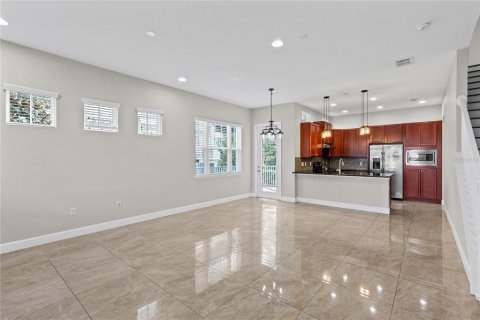 Adosado en alquiler en Orlando, Florida, 3 dormitorios, 177.91 m2 № 2167821 - foto 4