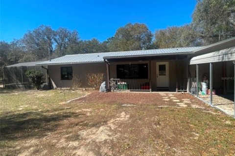 House in Umatilla, Florida 3 bedrooms, 193.79 sq.m. № 2296159
