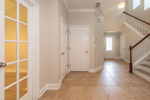 House in Fish Hawk, Florida 4 bedrooms, 254.18 sq.m. № 1687414 - photo 15