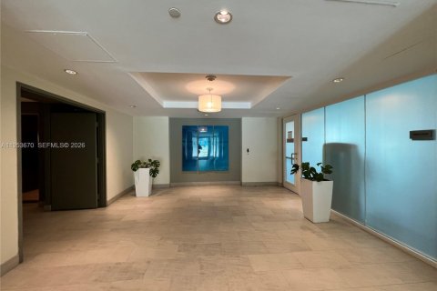 Copropriété à louer à Miami, Floride: 2 chambres, 104.05 m2 № 2008069 - photo 24