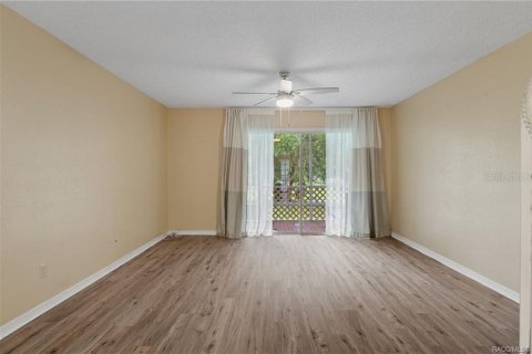 Touwnhouse à vendre à Inverness, Floride: 2 chambres, 114.27 m2 № 2225014 - photo 7